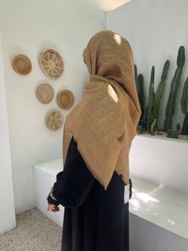 روسری شاین دار