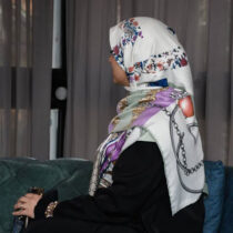 روسری ابریشم تویل